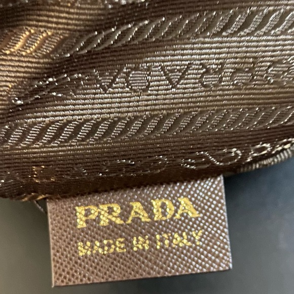 Vintage Prada Tessuto Green Crossbody Shoulder Bag - Picture 11 of 16